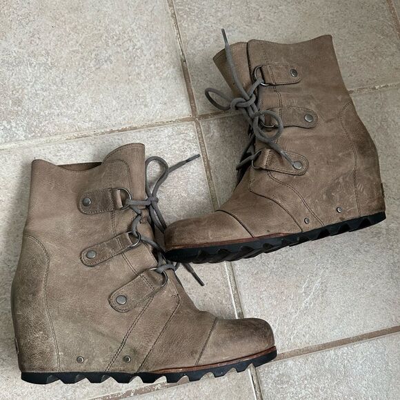 Sorel Joan of Arctic Mid Lace Up Wedge Dark Fog Kettle Grey Tan size 10 boots - Picture 9 of 9